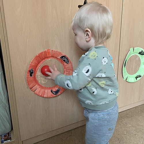 Bunte Bälle zuordnen